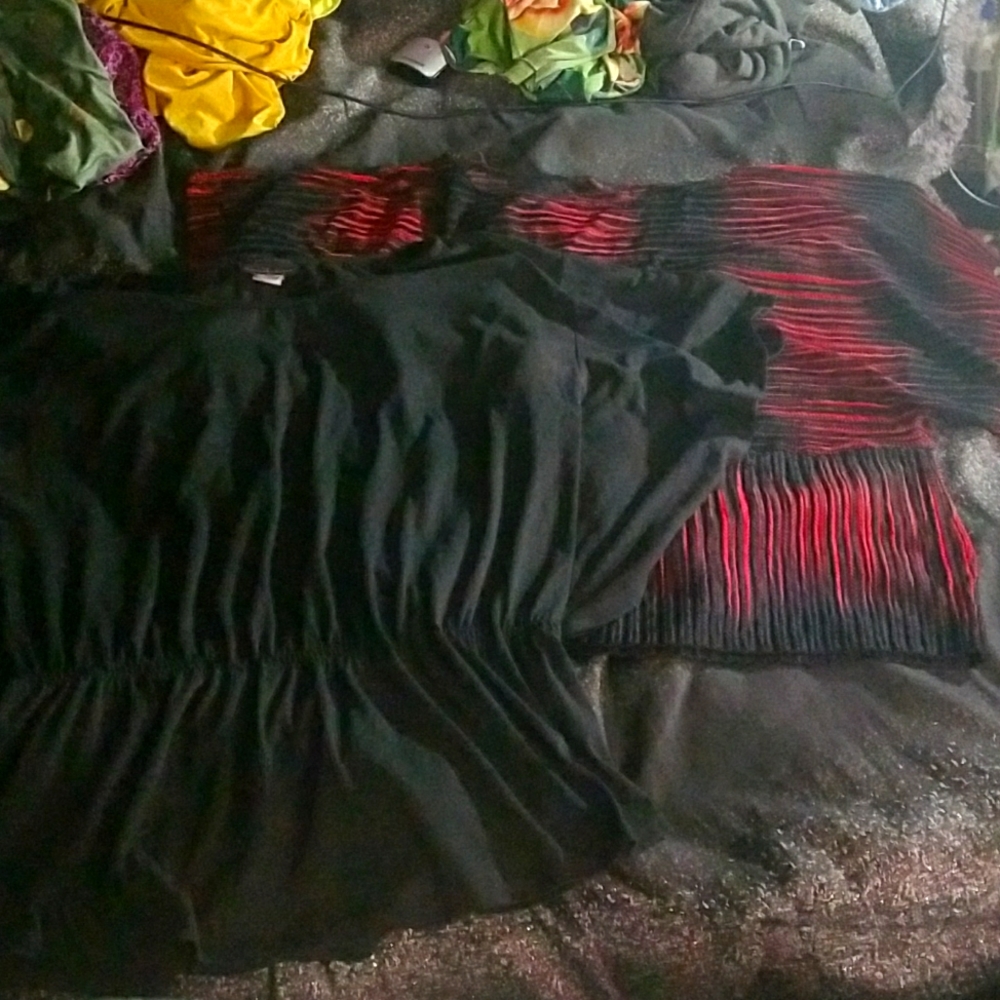 2 Plus size scrunched blouses